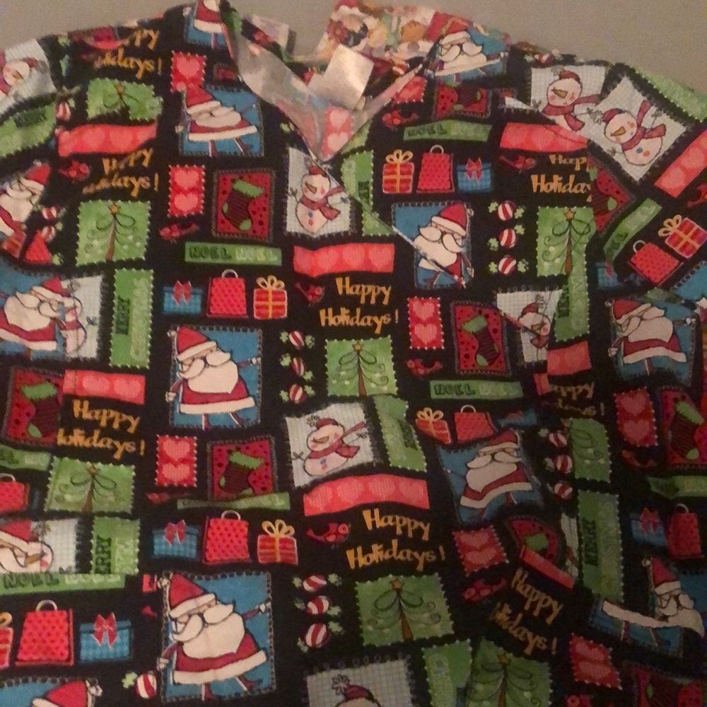 Scrub top